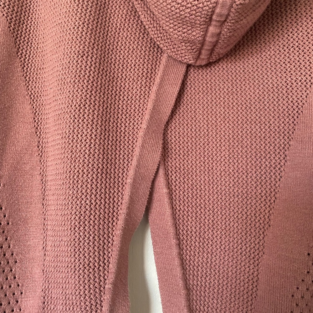 Lululemon pink sweater - Picture 6 of 8